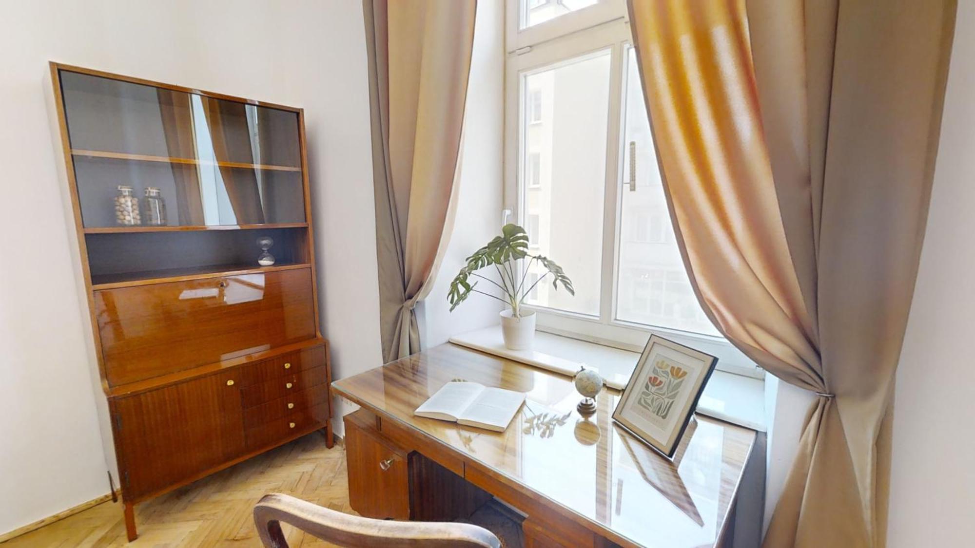 Vintage Tenement House Warszawa